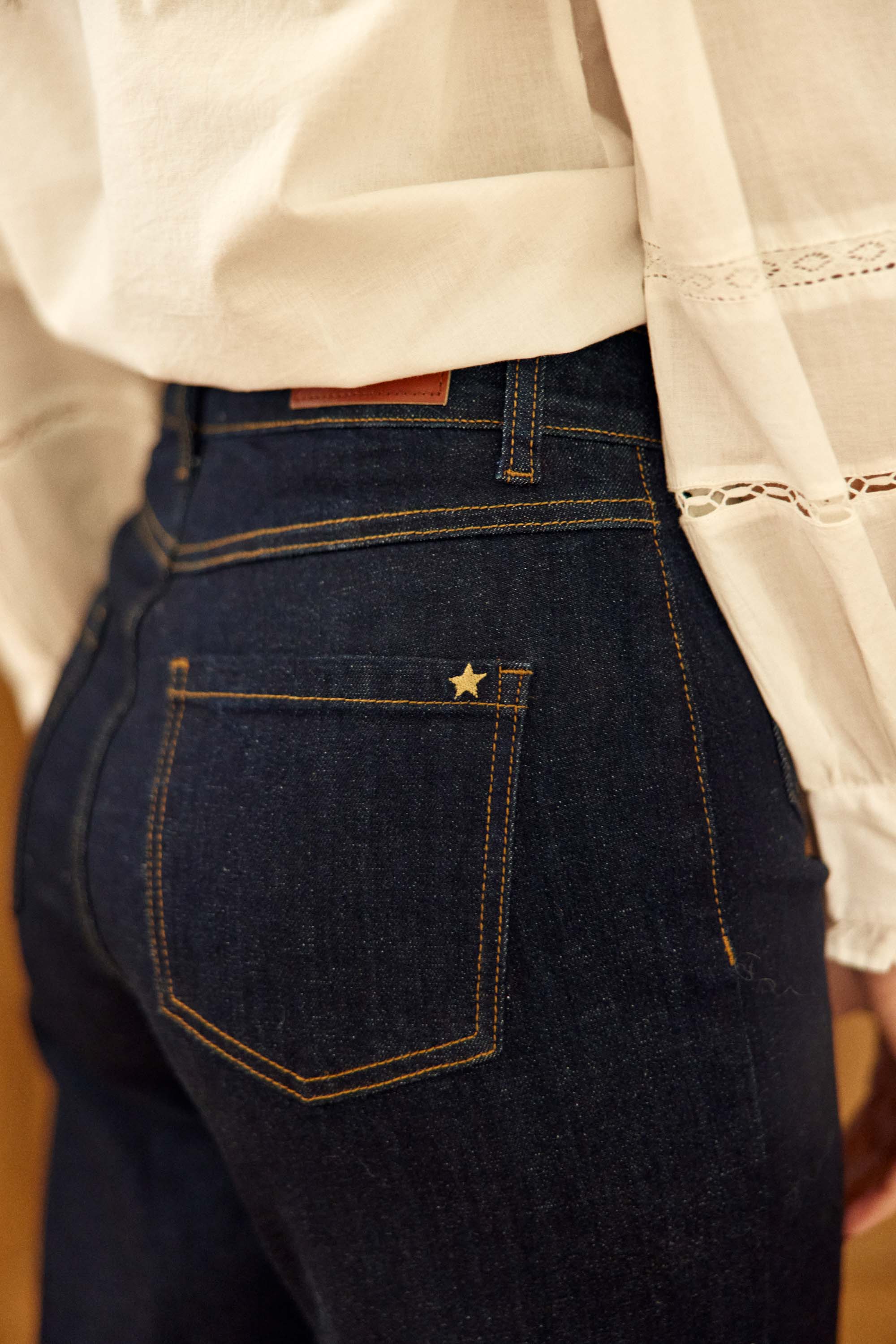 Peyton - Jean flare - Image 4