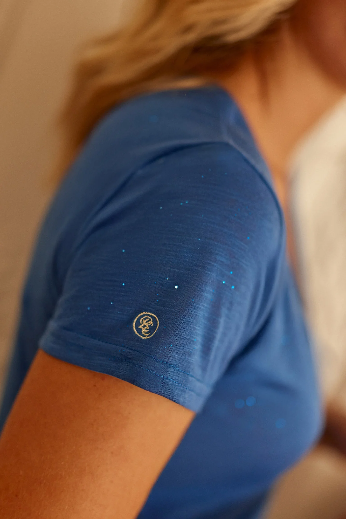 Elvie - T-shirt - Image 3